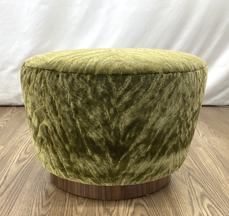 Custom Griffon stool in COM