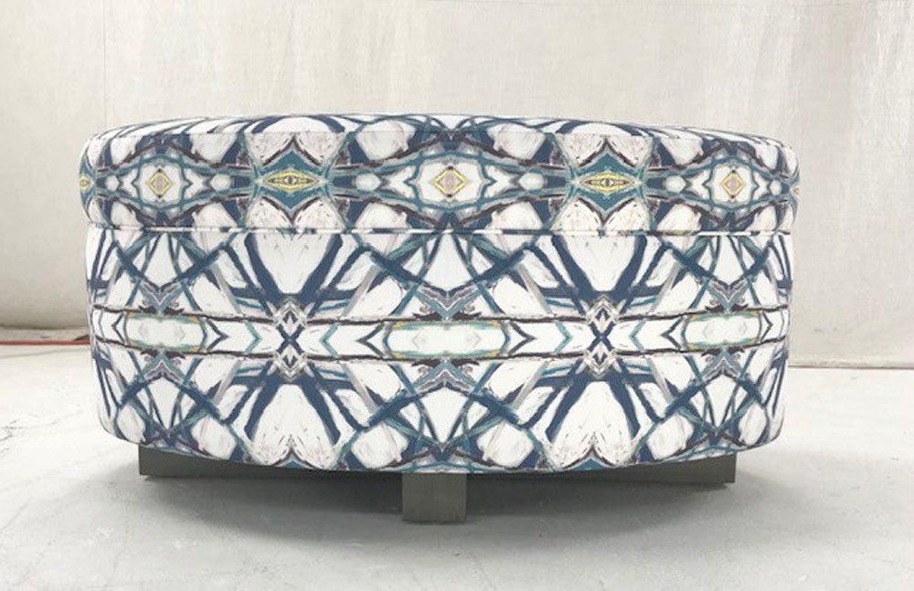 Custom round ottoman in COM