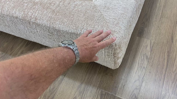 soft cushiony feel of Cielo bed